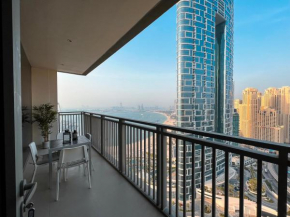 Deluxe apartment with Sea View in Dubai Marina